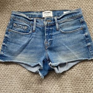 FRAME Denim shorts “le cutoff” size 23